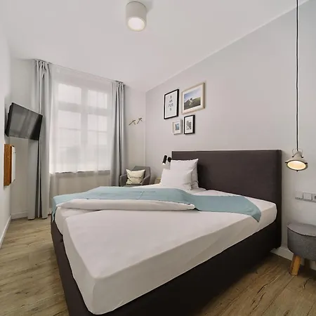 Siebzehn80 ホテル カロリーネンジール