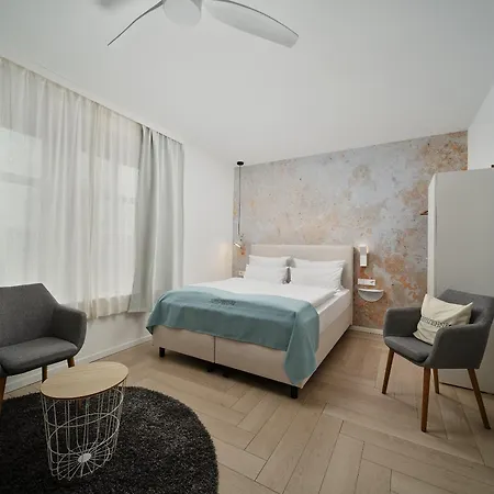 Siebzehn80 ホテル